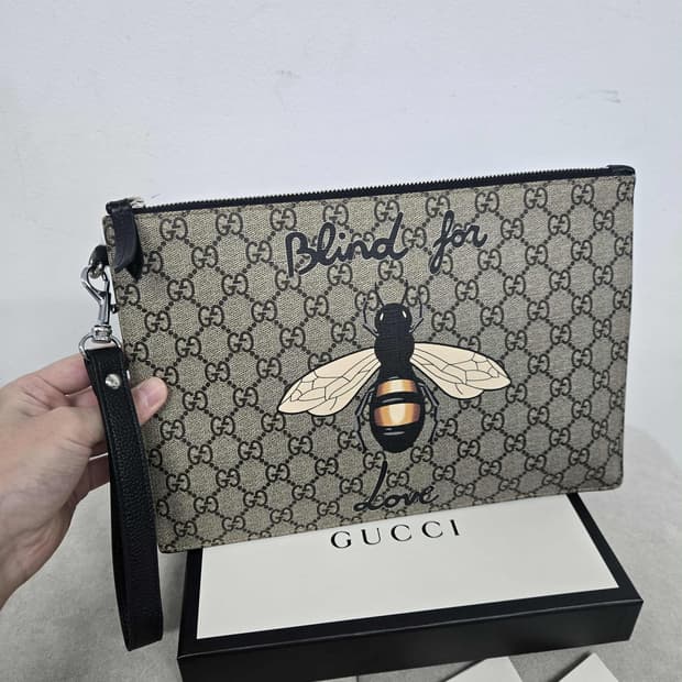 [보증서 정품]구찌 꿀벌 클러치백