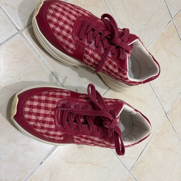 핑크하우스 체크패턴 패딩 스니커즈