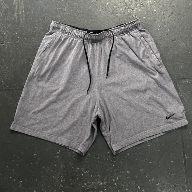 105 나이키 반바지 