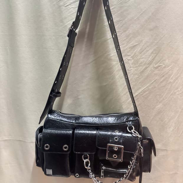 블랙 퍼플 포트리스 백 처분 