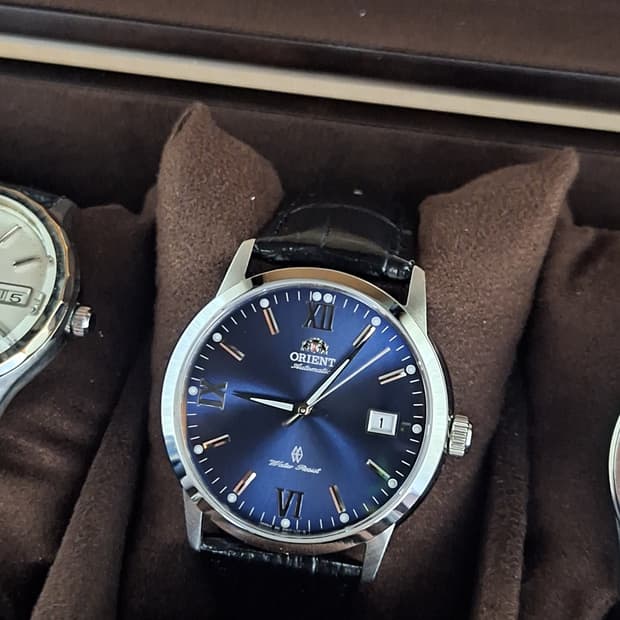 오리엔트 월드 스테이지 컬렉션 오토매틱 시계 판매합니다