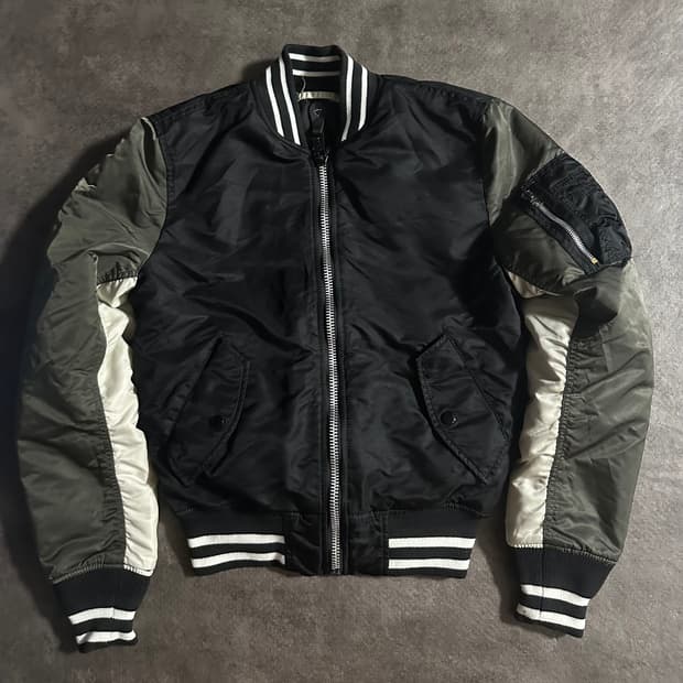 알파 인더스트리 리버시블 양면 MA-1 항공점퍼