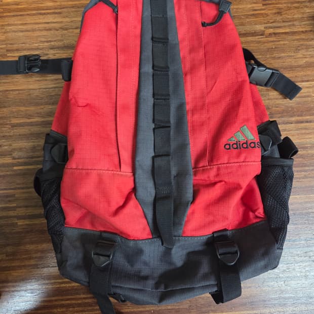 아디다스 올드스쿨 빈티지 y2k 배색 백팩