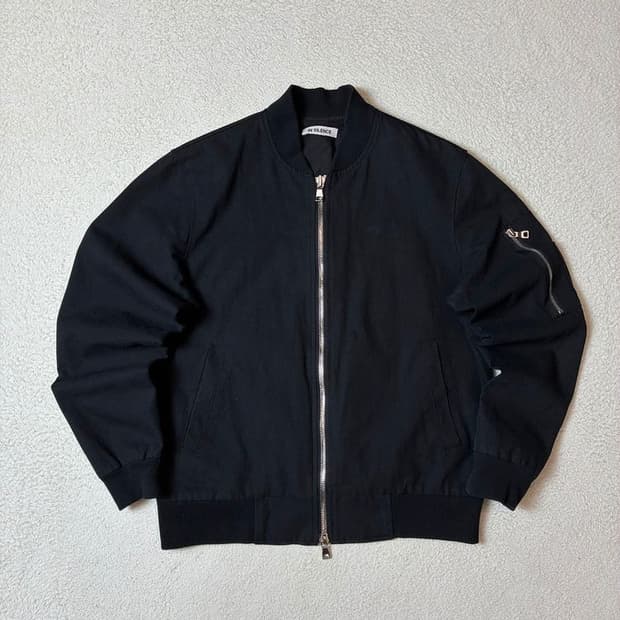 인사일런스 시그니처 코튼 Ma-1 블루종 자켓 PN7346