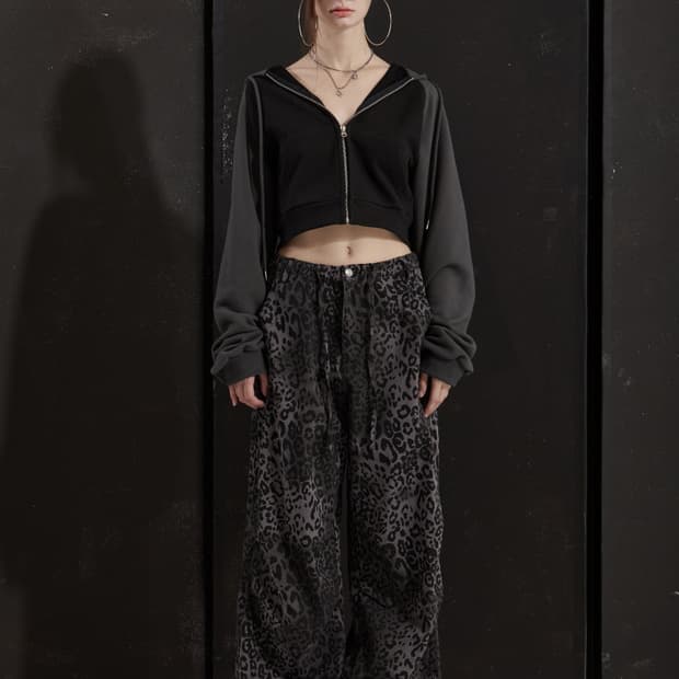 게이트리스 레오파드 데님