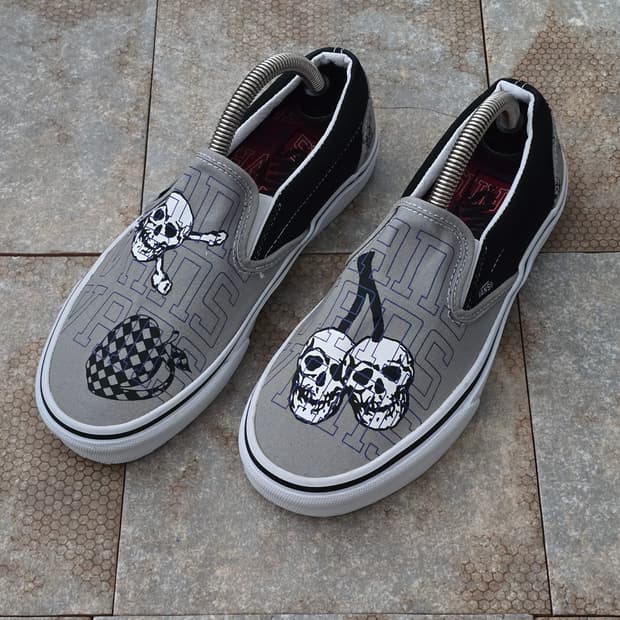 (235)반스 스컬 레터링 슬립온