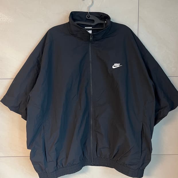 나이키 반팔 바람막이 블랙 (2XL size) 