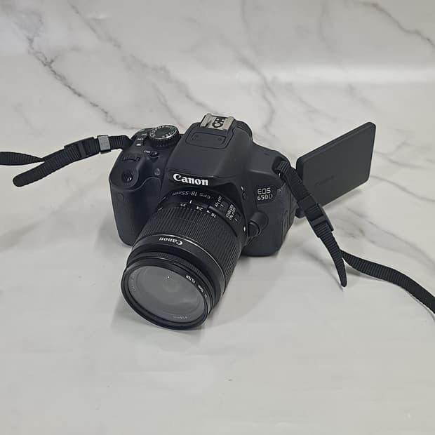 상태좋은 캐논 650D 바디 / EFS 18-55mm IS ll 렌즈
