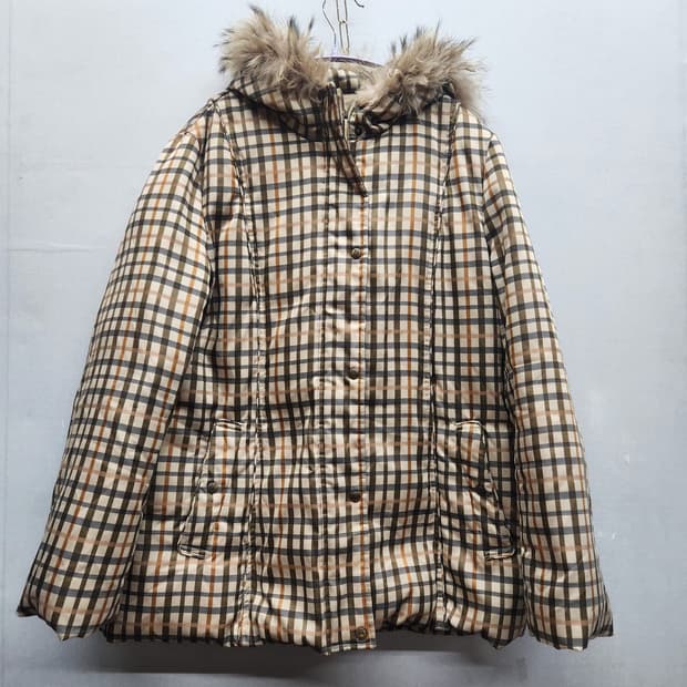 닥스 시그니쳐 체크 후드퍼 패딩 L