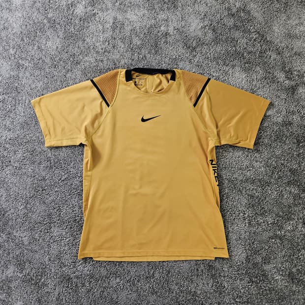 [무료배송] NIKE 반팔 티셔츠