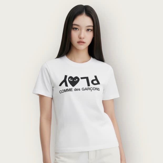 꼼데가르송 여성 리버스 로고 라운드 반팔티셔츠(L)