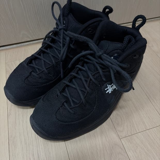 스투시 나이키 에어패니2 블랙 제품