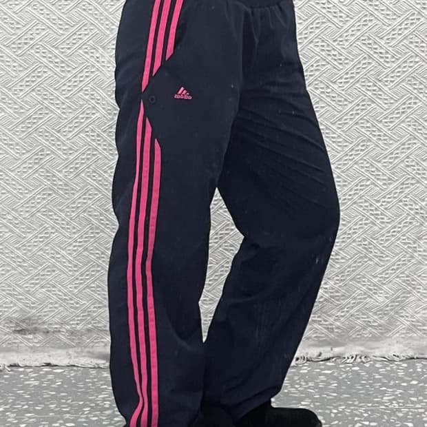 아디다스 레트로 Y2K 대장급 핑크 바람막이 트랙팬츠 95 C09592