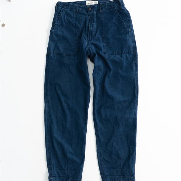 유니버셜 웍스 인디고 자카드 퍼티그 팬츠