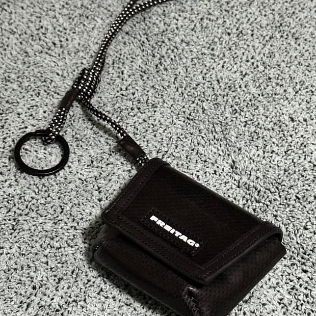 (NEW)새상품 프라이탁 미니 메신저 키링(에어팟 파우치키링)