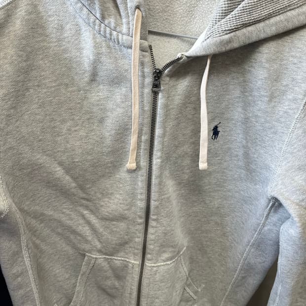 폴로 후드집업