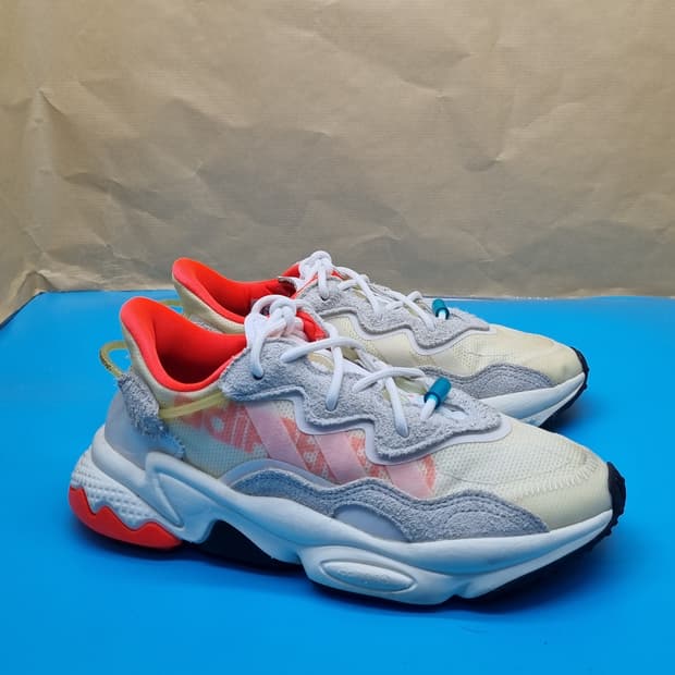 아디다스 오즈위고 운동화225