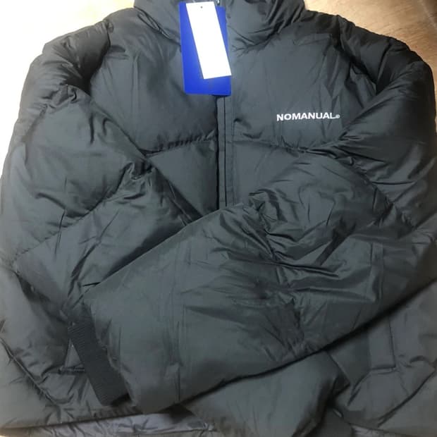 노메뉴얼 패딩 s 택 o 새상품 집에서 한번만 입음 쿨거시 네고