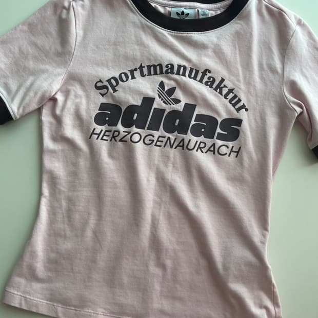 아디다스 핑크브라운 티 Retro Graphic T-Shirt Pink