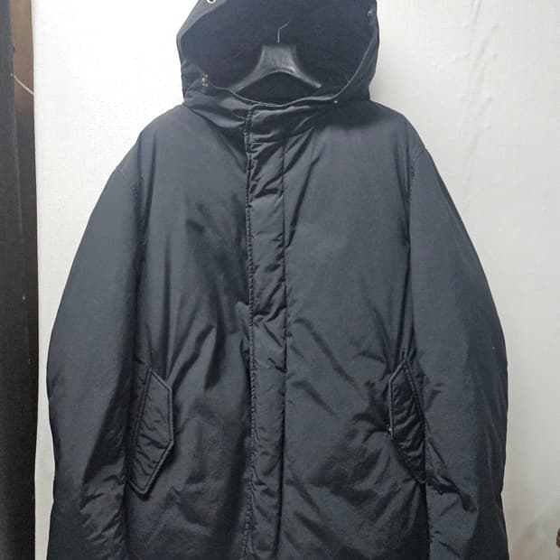 타임 옴므 구스 블랙 후드 패딩 점퍼 105