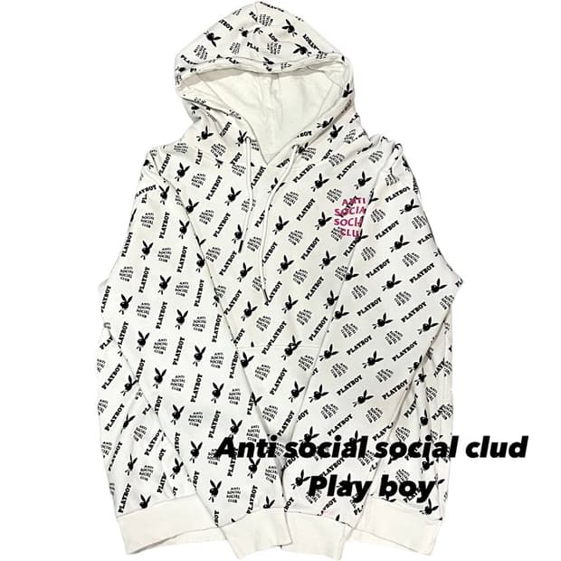 안티소셜소셜클럽 x 플레이보이 후드티