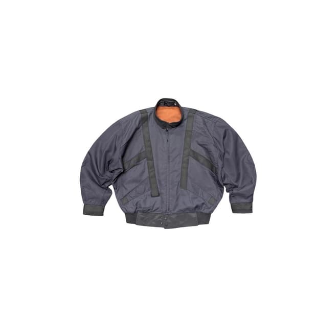 이세이미야케 스카이라인 봄버L