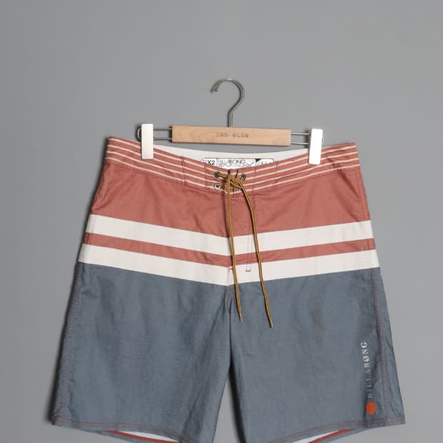 BILLABONG Surf Shorts (32)
