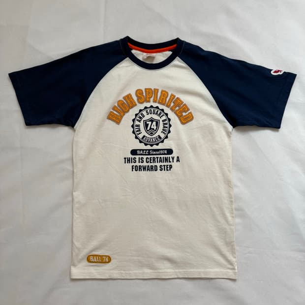 vintage lettering raglan short sleeved t