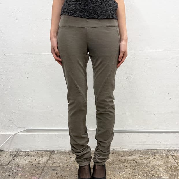 리츠코 시라하마 셔링 디테일 트라우저