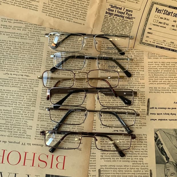 스퀘어 쉐입 아이웨어