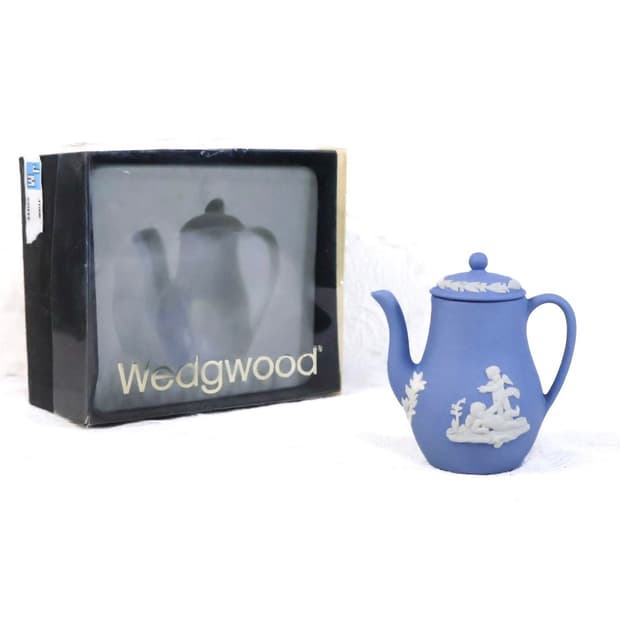 [영국앤틱]웨지우드 제스퍼웨어 페일블루 미니어처 커피팟