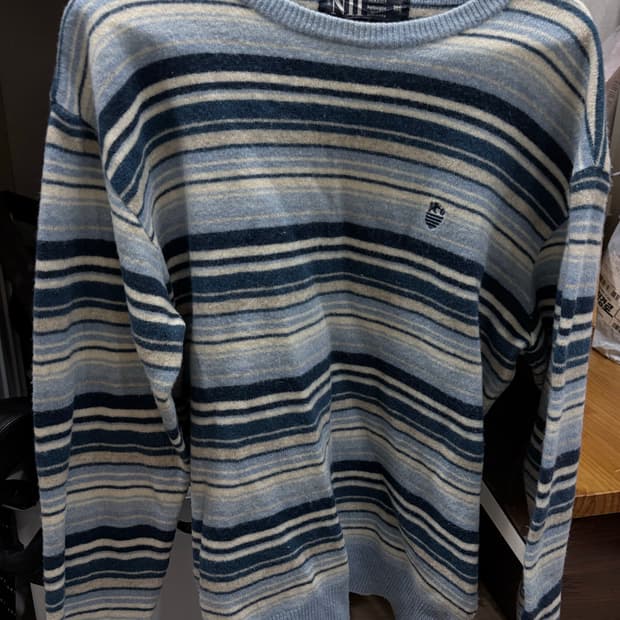 Nii 하늘색 니트
