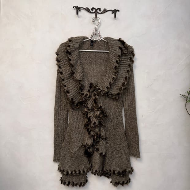 Ash brown rabbit fur trimming ruffle cd