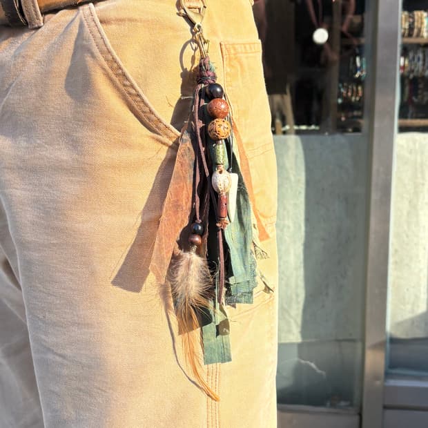 #Gr1 핸드메이드 보헤미안 웨스턴 에스닉 나염 실크 깃털 키링 참