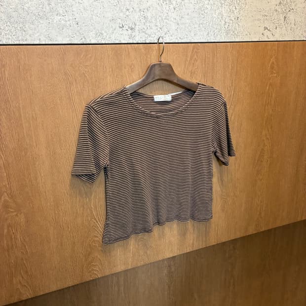 빈티지 크롭 반팔 티셔츠 스트라이프 패턴 디테일 브라운 k265