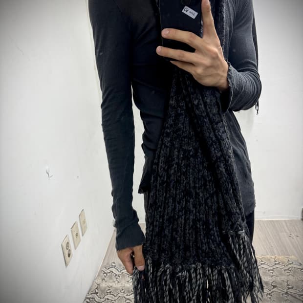 “Vintage” Over-Size Deep Grey Scarf