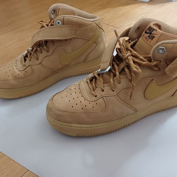 나이키 된장포스 미드 275