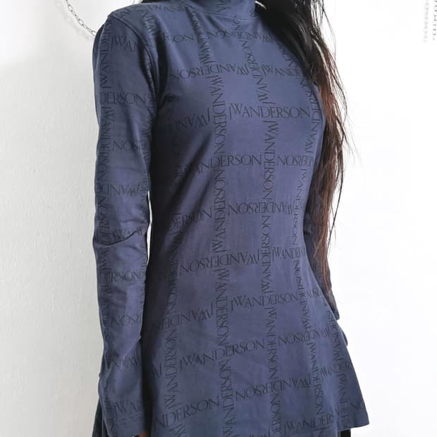 JW Anderson 17aw 플레어핏 드레이프 롱슬리브