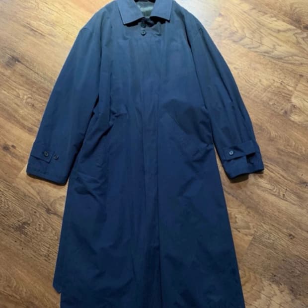 V2 BY VERSACE 베르사체 남성 롱 트렌치 코트 (네이비) 50 