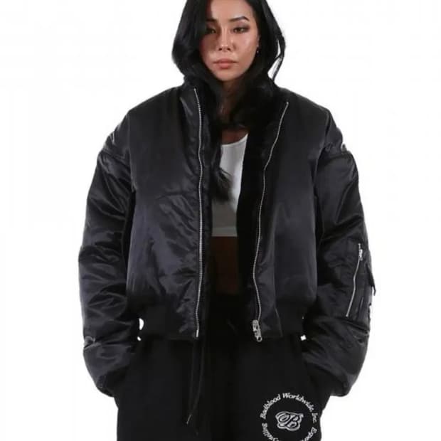 배드블러드 리버서블 페이크퍼 봄버 점퍼 ma-1