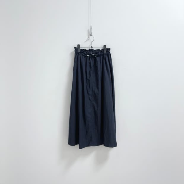 컴젠 네이비 스트링 스커트