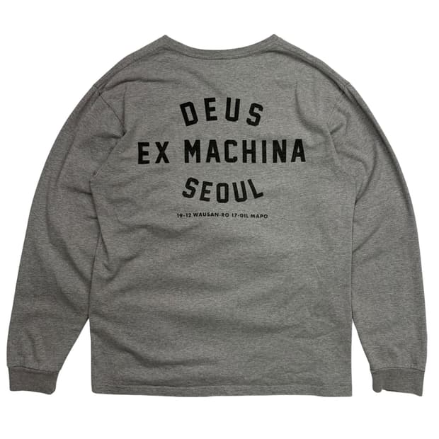 데우스 엑스 마키나 서울 컬리지 그레이 롱슬리브 M