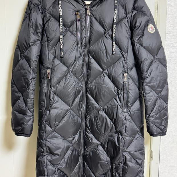 몽클레어 여성 경량 롱패딩 블랙