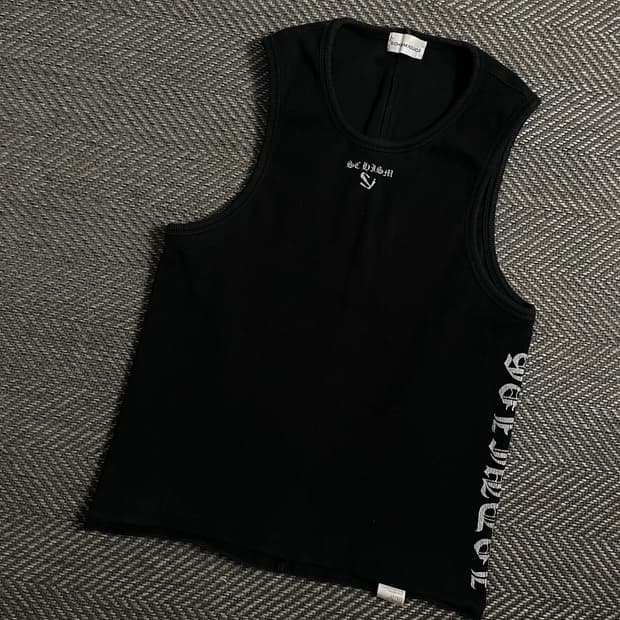 스키즘 인듀싱 로고 디테일 머슬 탑 슬리브리스y 4605