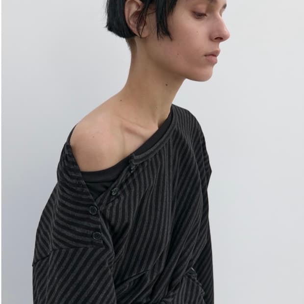 낫띵에브리띵 스트라이프 탑