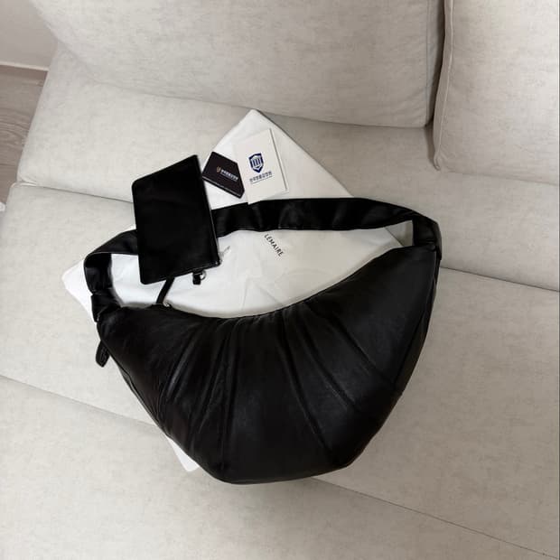 정품 르메르 크루아상백 라지 블랙
