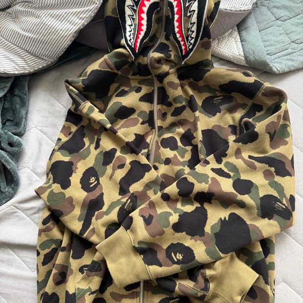 베이프 1st 카모 자카드 샤크 풀 집 후드 그린 L 사이즈