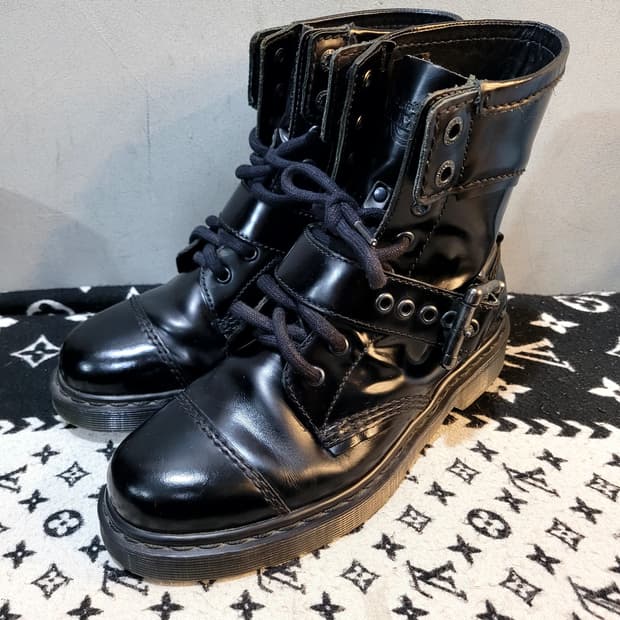 정품 닥터마틴 1460 트라이엄프 바이커 부츠 