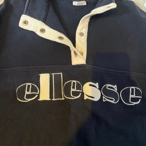 ELLESSE 올드스쿨 아노락 맨투맨