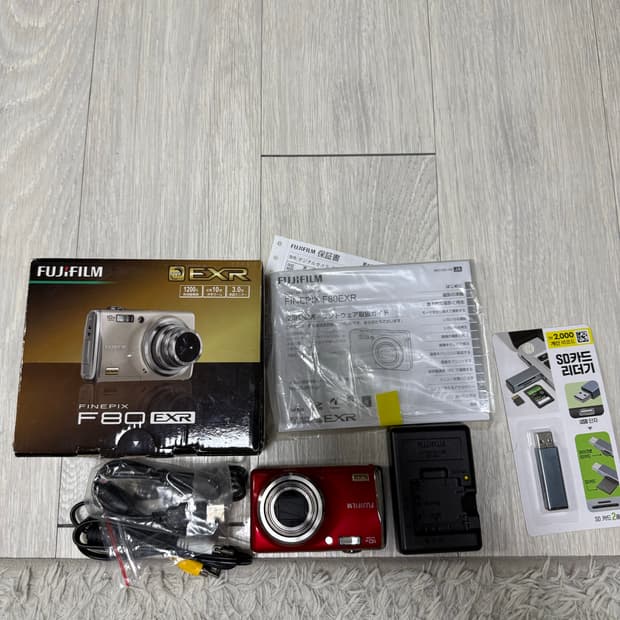 (풀박스/아일릿 디카) 후지필름 파인픽스 F80EXR 카메라